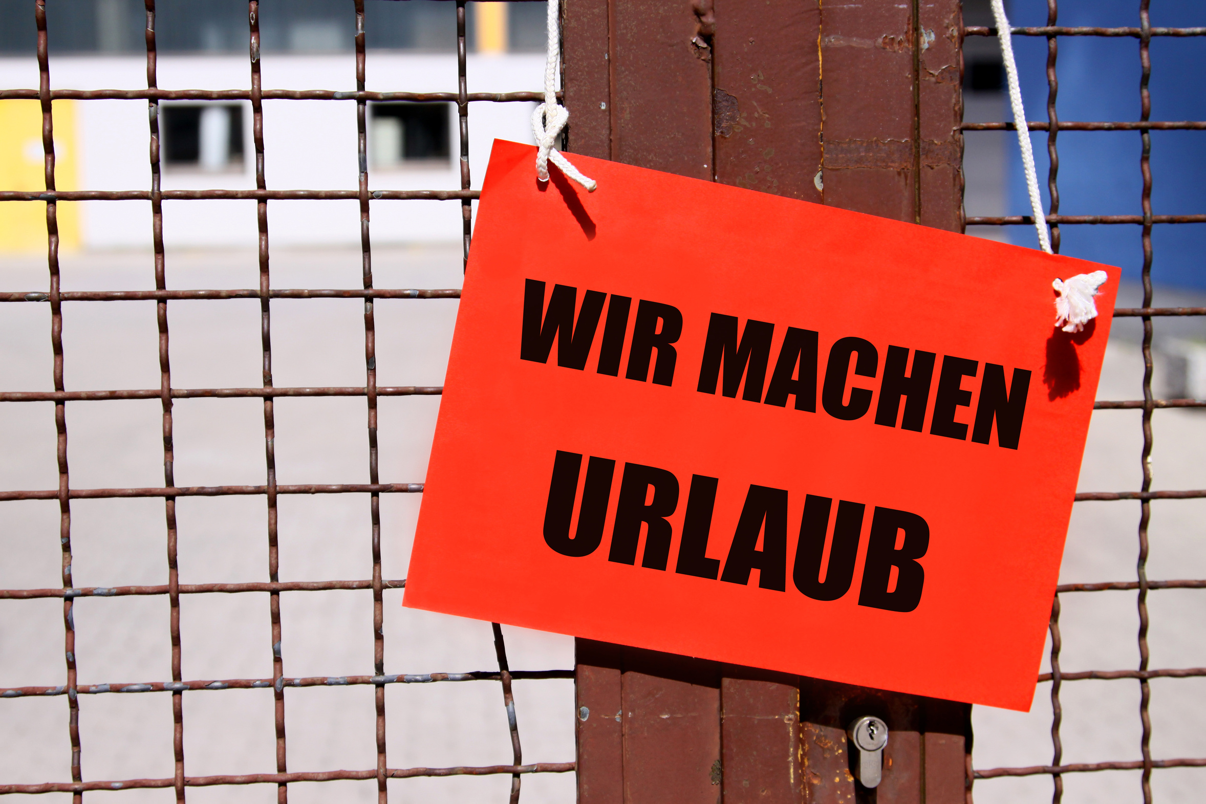 WIR MACHEN URLAUB